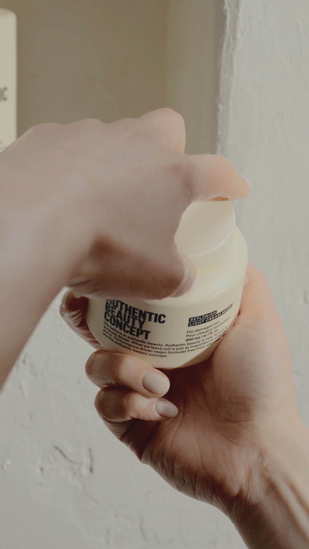 Authentic Beauty Concept Replenish Light Cream Mask